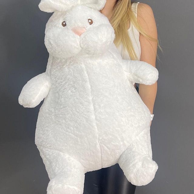 Кролик Ляо 60 см вблизи